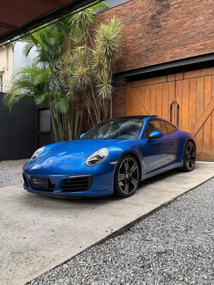 PORSCHE 911 CARRERA