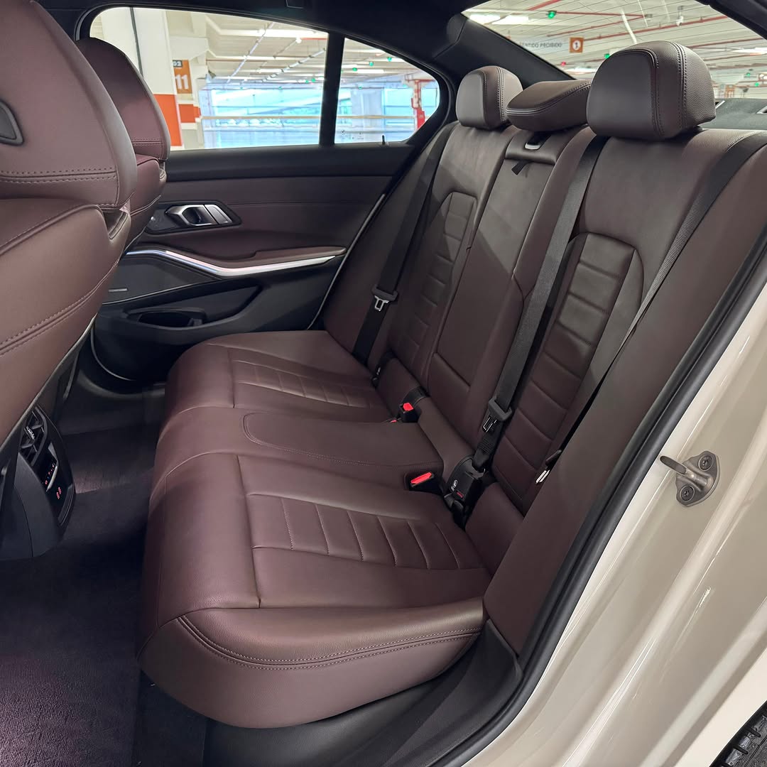 BMW 320I M SPORT - Imagem 10