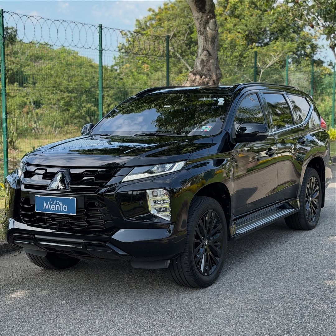 MITSUBISHI PAJERO SPORT LEGEND BLACK - Imagem 1