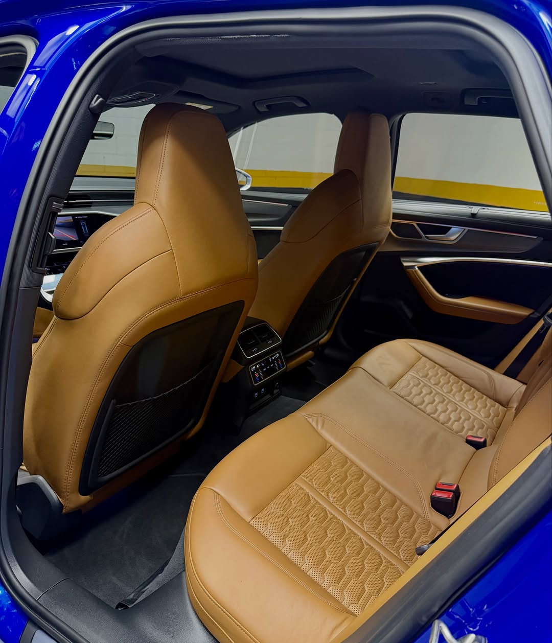 AUDI RS6 AVANT - Imagem 14