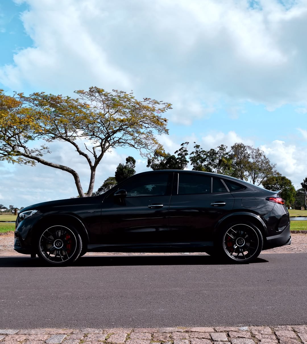 MERCEDES-BENZ GLC 63 S AMG COUPÉ - Imagem 3