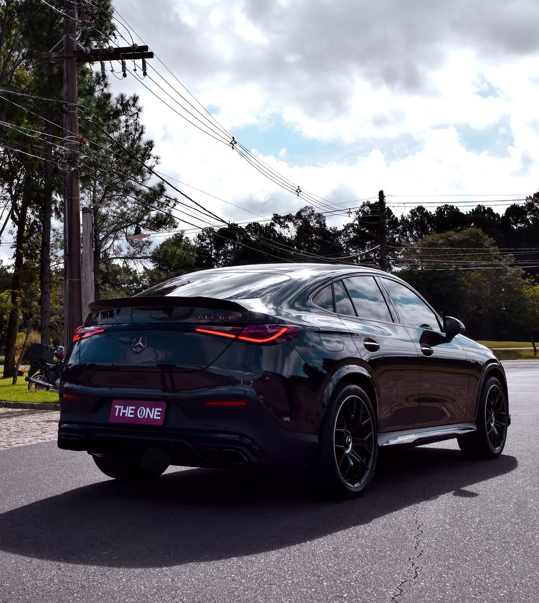 MERCEDES-BENZ GLC 63 S AMG COUPÉ - Imagem 9