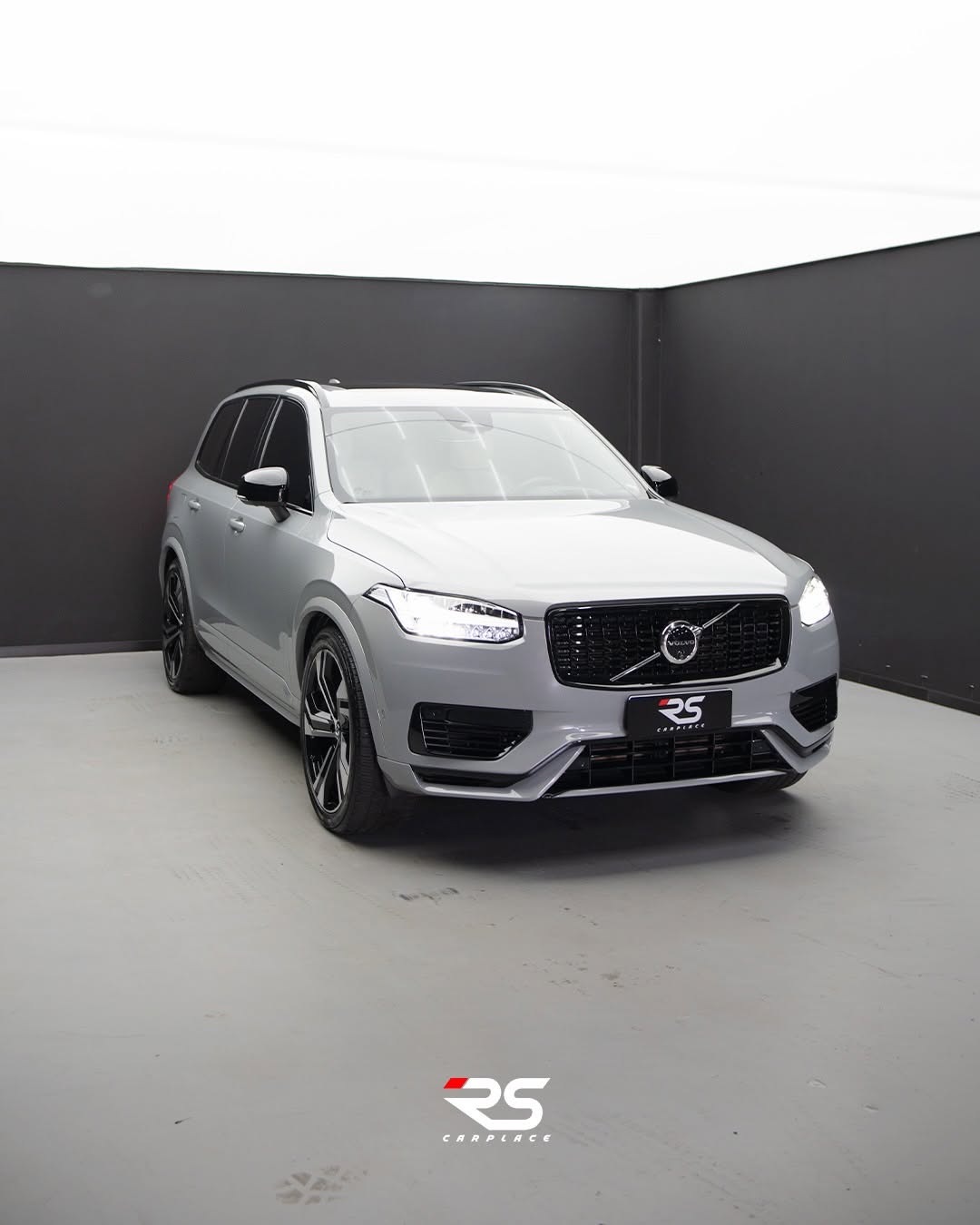 VOLVO XC90 ULTIMATE DARK - Imagem 3