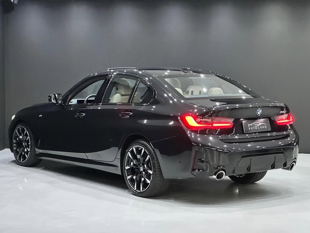 BMW 320I M SPORT - Imagem 2