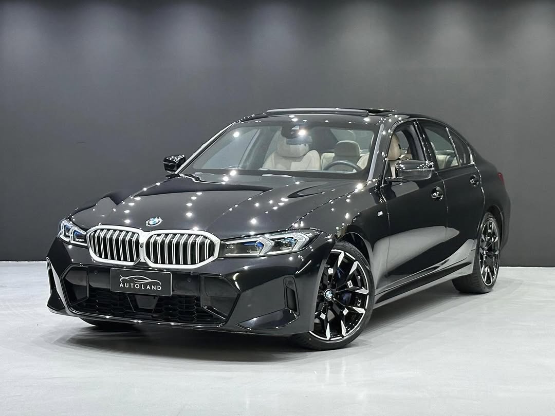 BMW 320I M SPORT - Imagem 3
