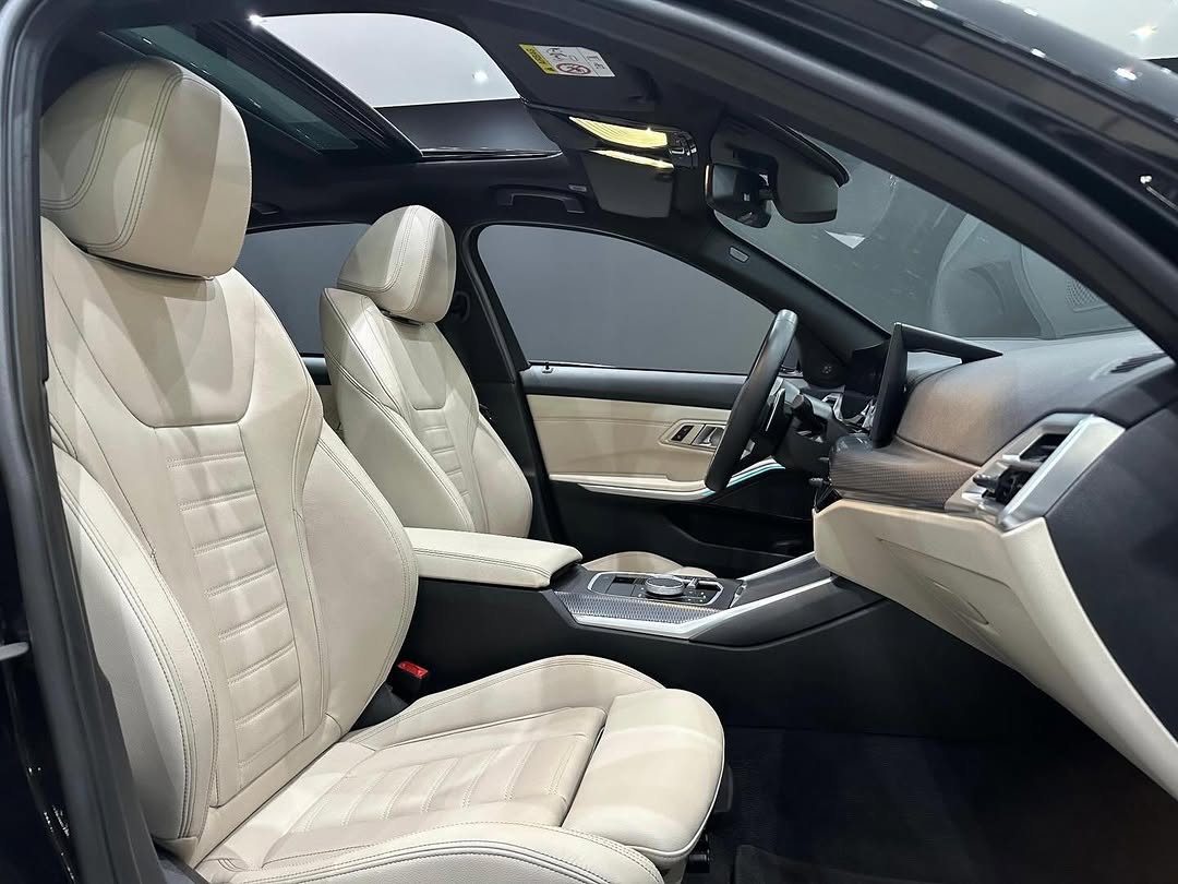 BMW 320I M SPORT - Imagem 8