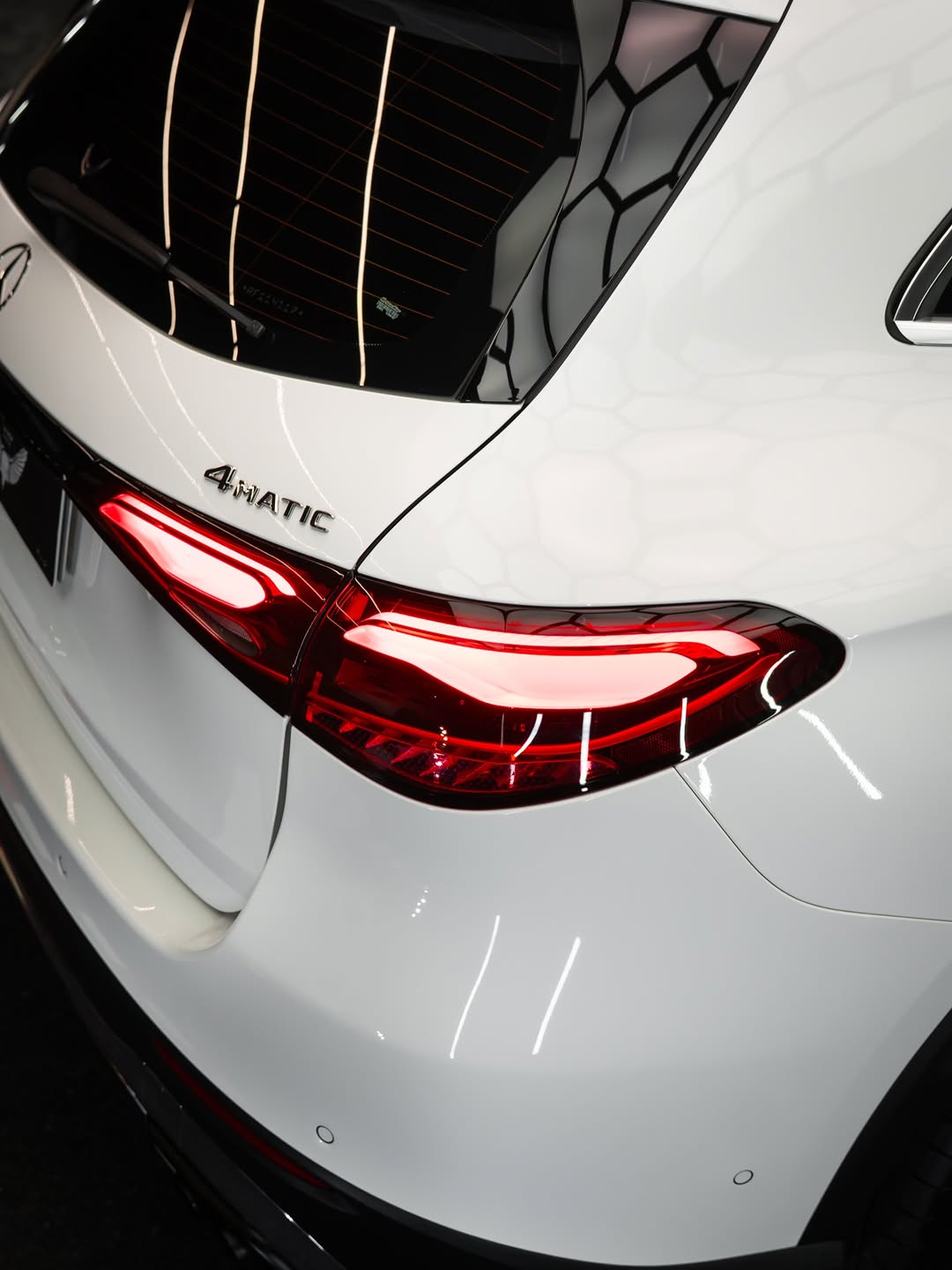 MERCEDES-BENZ GLC 300 - Imagem 20