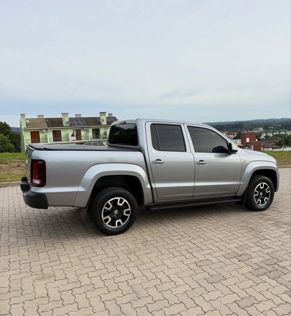 VOLKSWAGEN AMAROK COMFORTLINE - Imagem 8