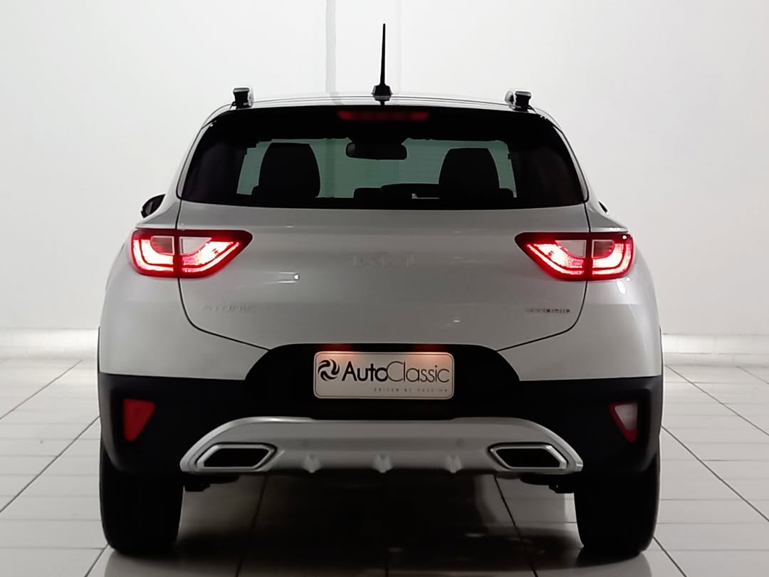 KIA STONIC SX TURBO HÍBRIDO - Imagem 3