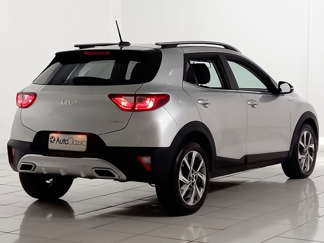 KIA STONIC SX TURBO HÍBRIDO - Imagem 4