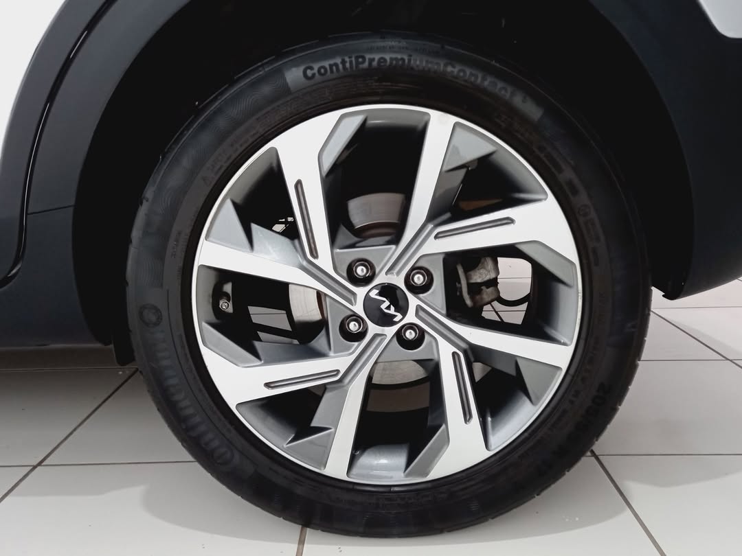 KIA STONIC SX TURBO HÍBRIDO - Imagem 10