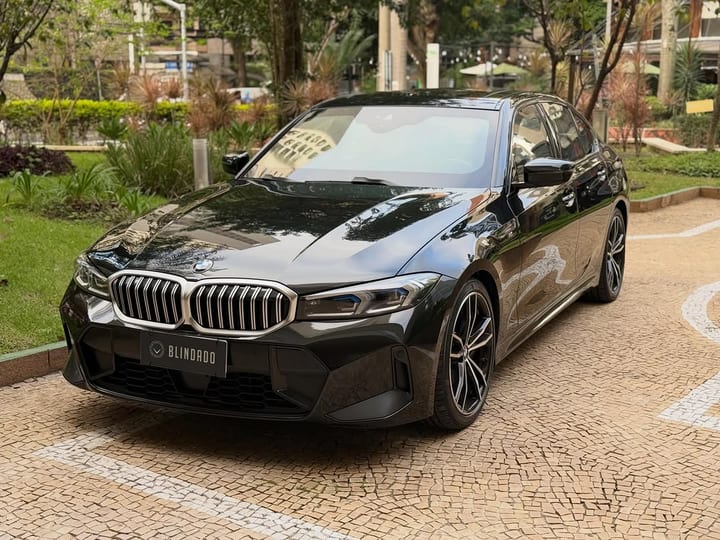 BMW 320I M SPORT