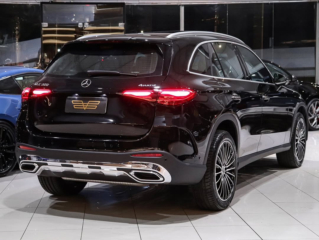 MERCEDES-BENZ GLC AMG LINE - Imagem 3