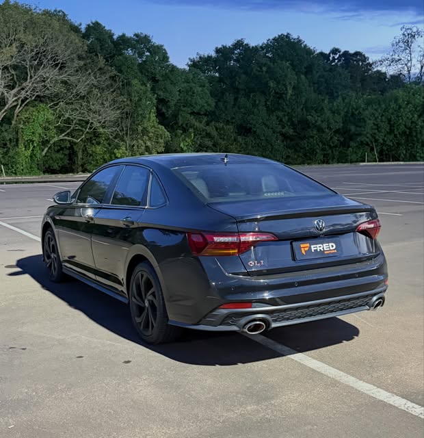 VOLKSWAGEN JETTA GLI 350 TSI - Imagem 11