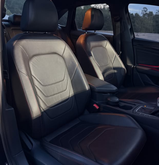 VOLKSWAGEN JETTA GLI 350 TSI - Imagem 14