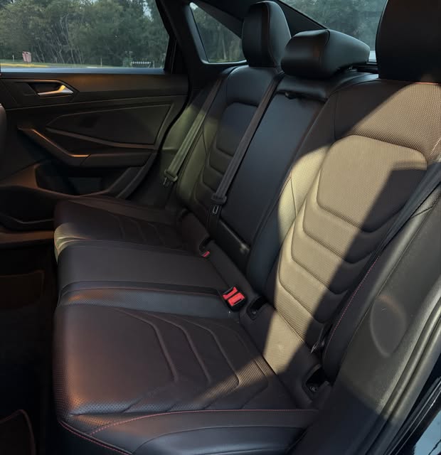 VOLKSWAGEN JETTA GLI 350 TSI - Imagem 3