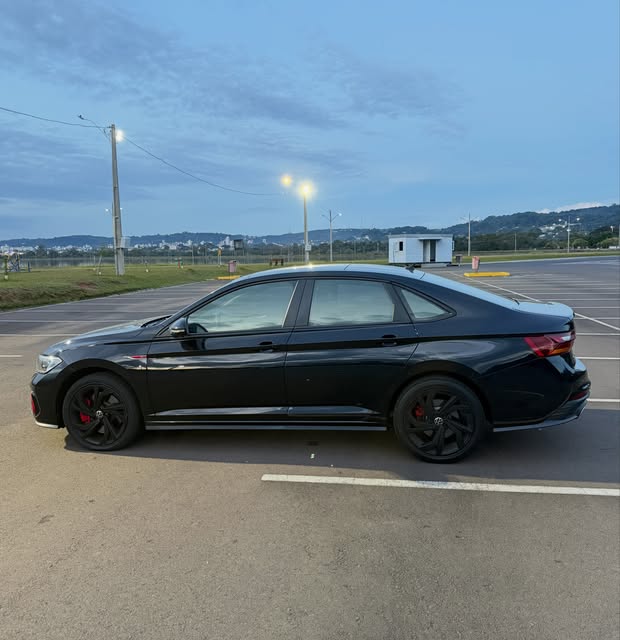 VOLKSWAGEN JETTA GLI 350 TSI - Imagem 9