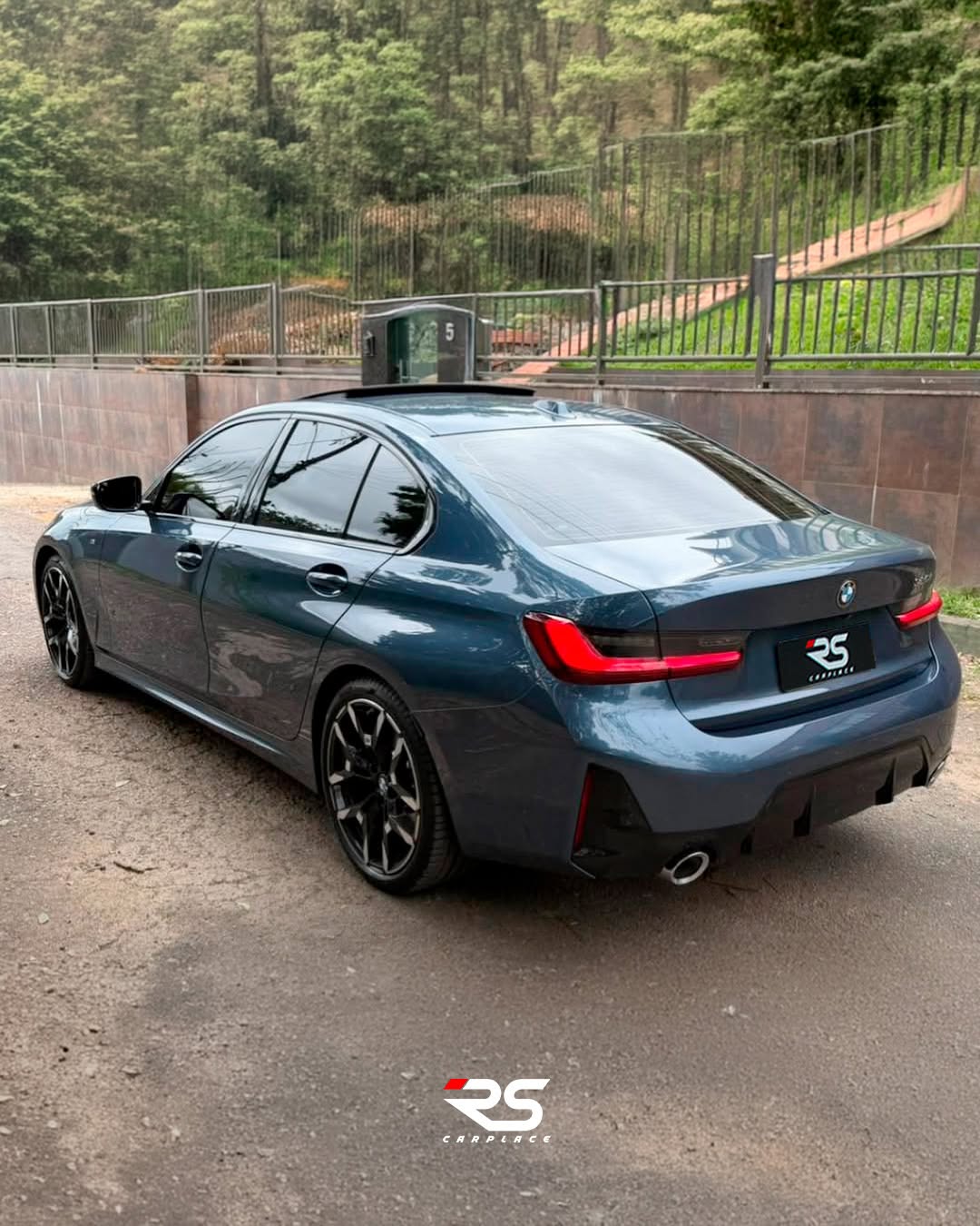 BMW 320I M SPORT - Imagem 8