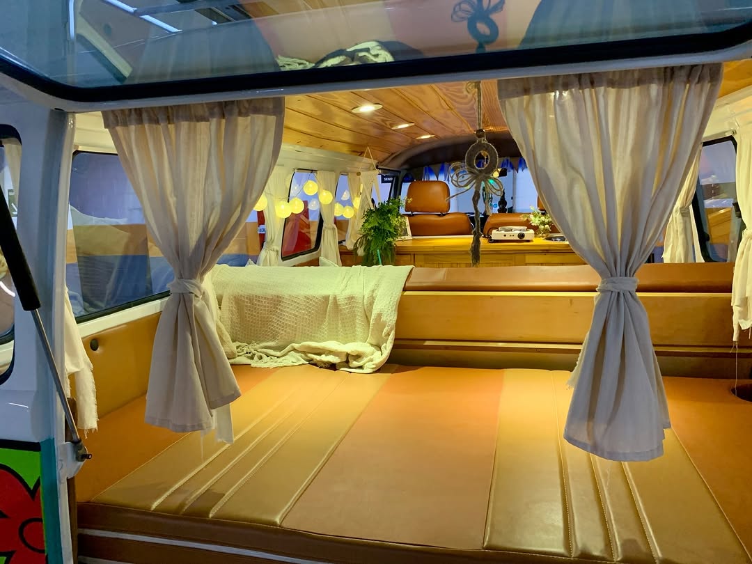 VOLKSWAGEN KOMBI SCOOBY DOO MOTORHOME - Imagem 13