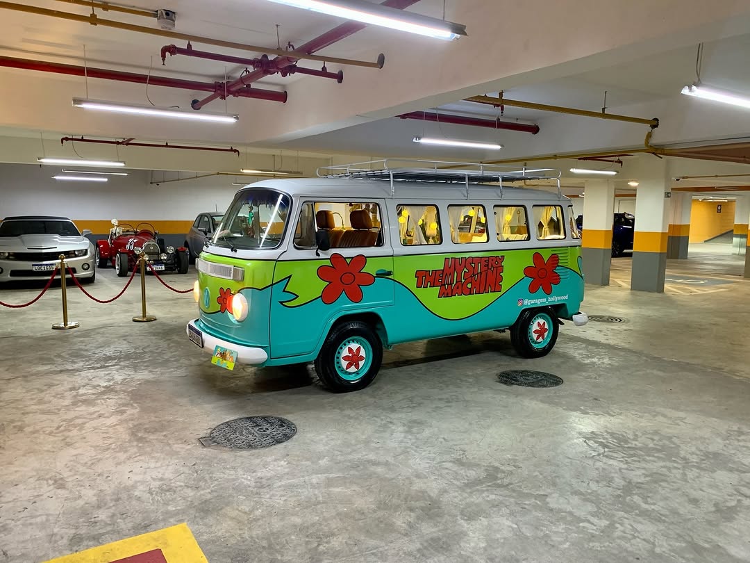 VOLKSWAGEN KOMBI SCOOBY DOO MOTORHOME - Imagem 14