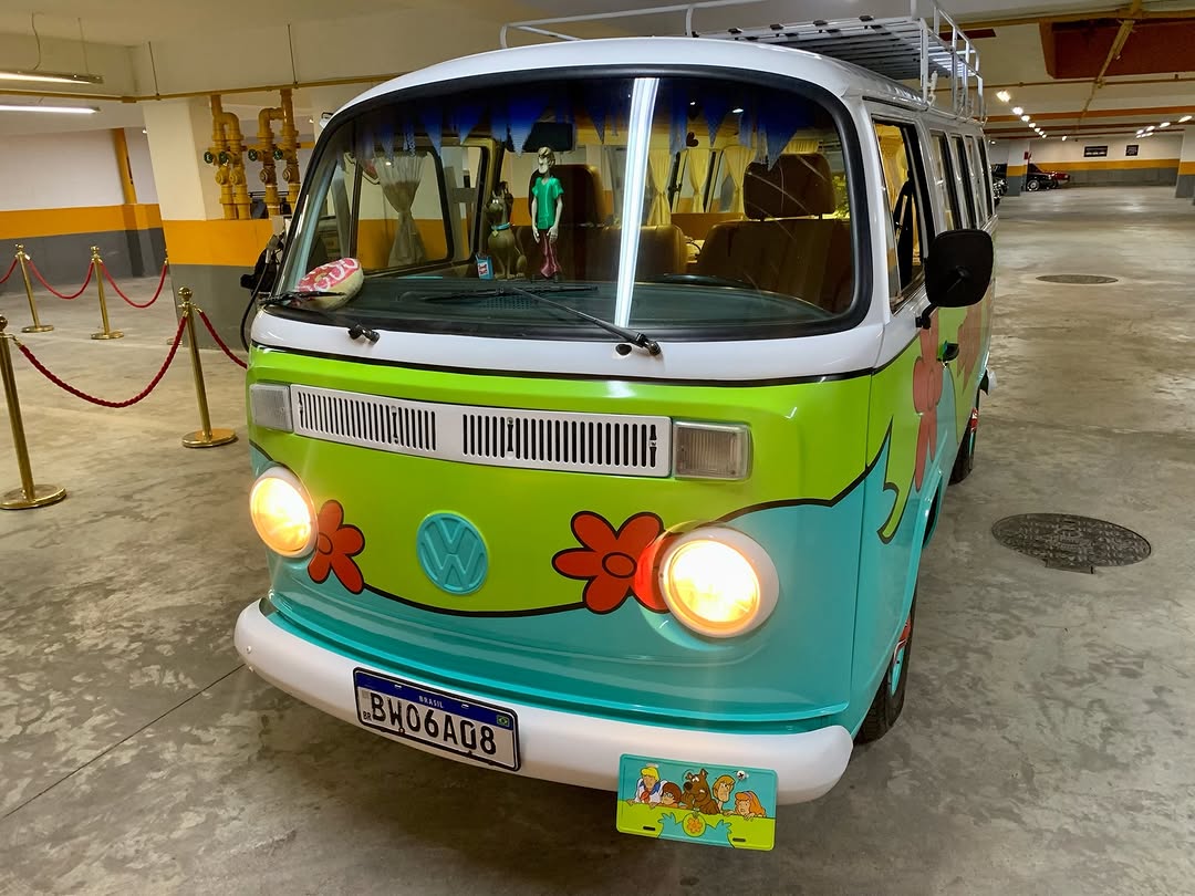 VOLKSWAGEN KOMBI SCOOBY DOO MOTORHOME - Imagem 5