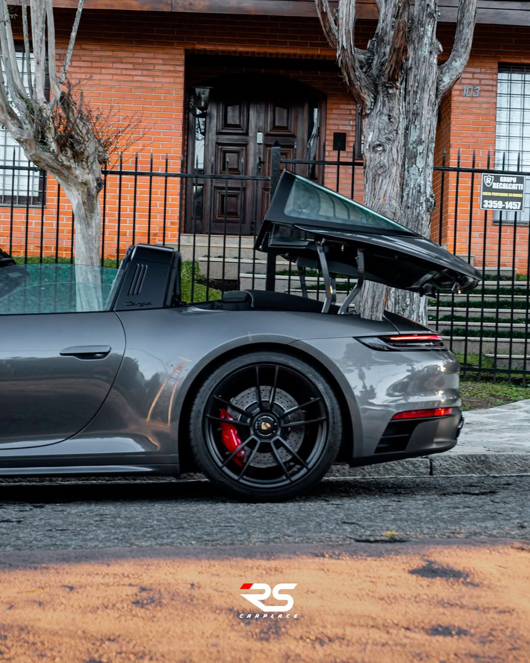 PORSCHE 911 TARGA 4 GTS - Imagem 5