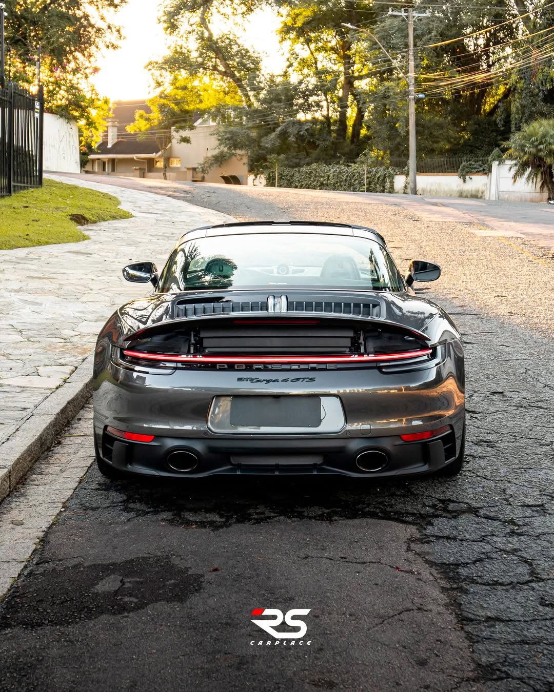 PORSCHE 911 TARGA 4 GTS - Imagem 8
