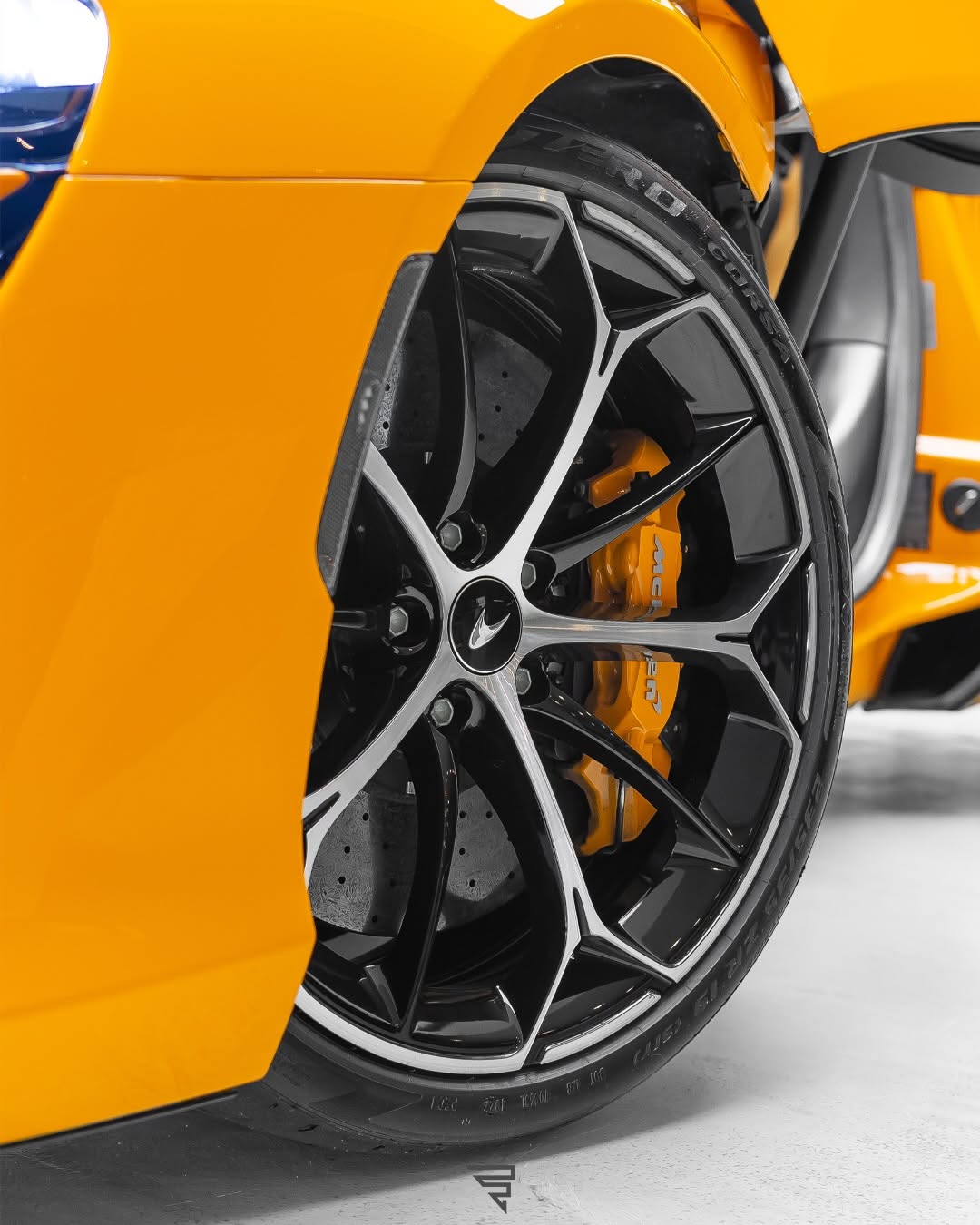MCLAREN ARTURA - Imagem 7