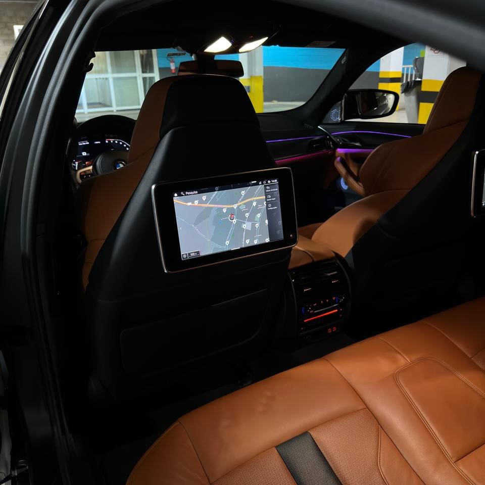BMW M5 - Imagem 10