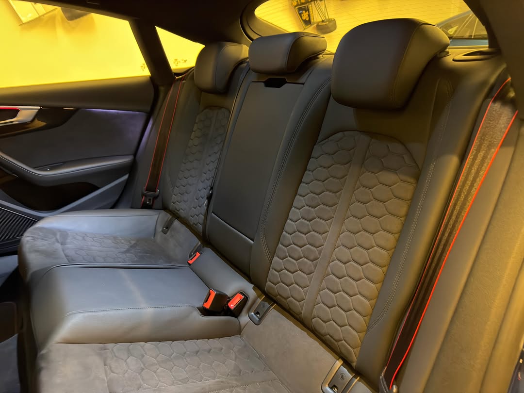 AUDI RS5 COMPETITION PLUS - Imagem 8