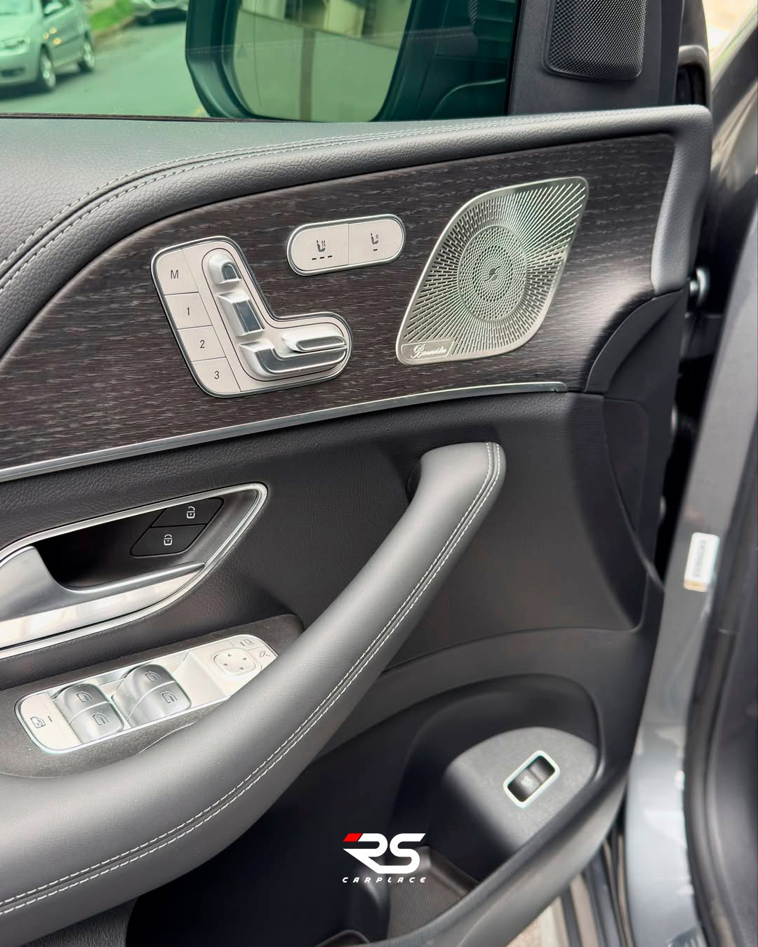 MERCEDES-BENZ GLE450D COUPE HÍBRIDA MHEV - Imagem 7