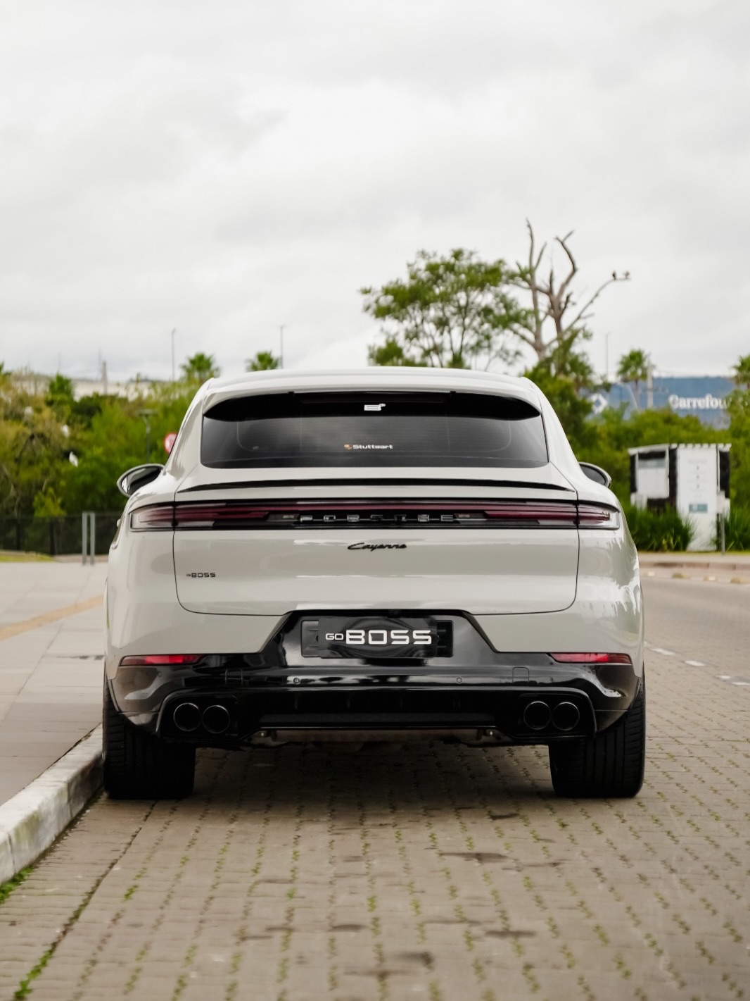 PORSCHE CAYENNE COUPÉ E-HYBRID - Imagem 8