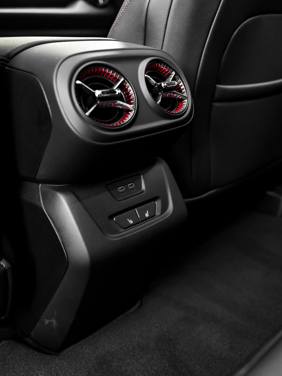 CHEVROLET BLAZER EV - Imagem 8
