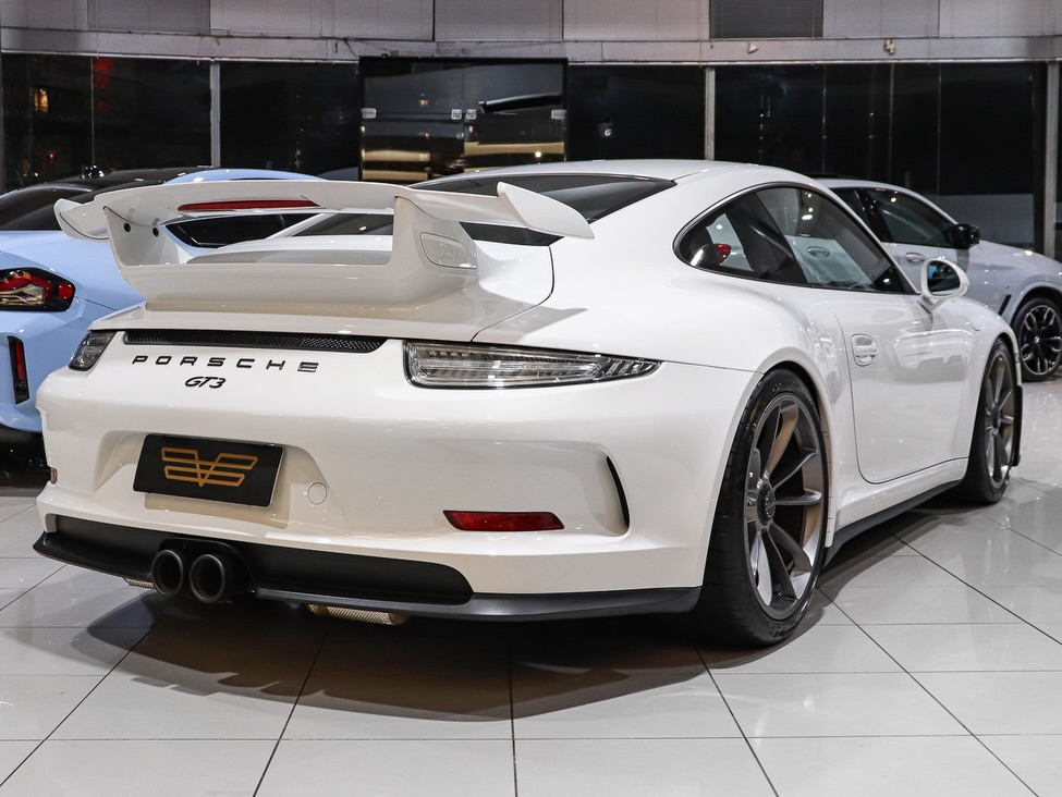 PORSCHE 911 GT3 (991.1) - Imagem 18