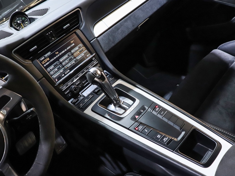 PORSCHE 911 GT3 (991.1) - Imagem 10
