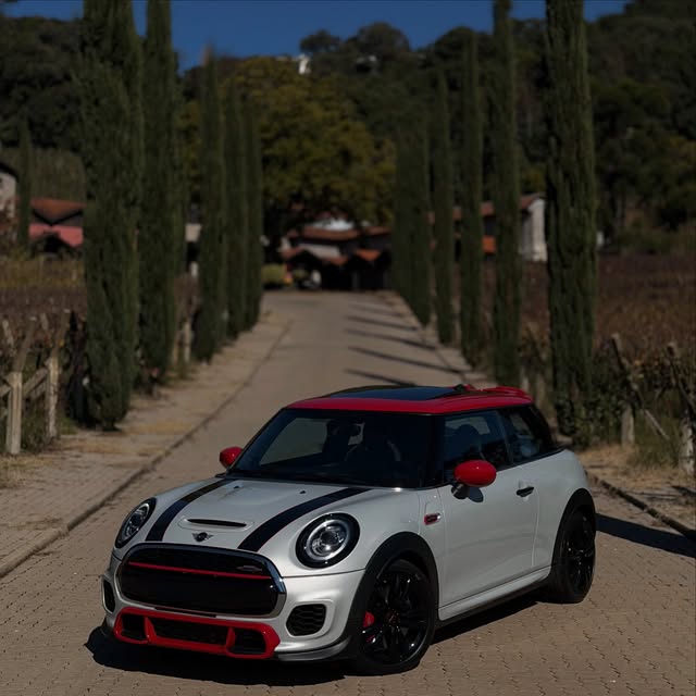 MINI COOPER JOHN COOPER WORKS - Imagem 19