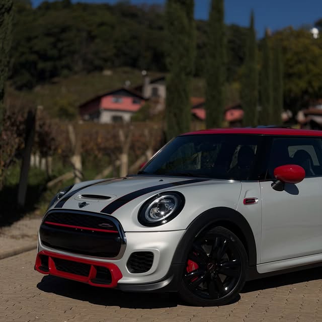 MINI COOPER JOHN COOPER WORKS - Imagem 3