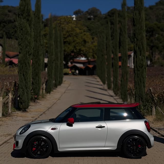 MINI COOPER JOHN COOPER WORKS - Imagem 10