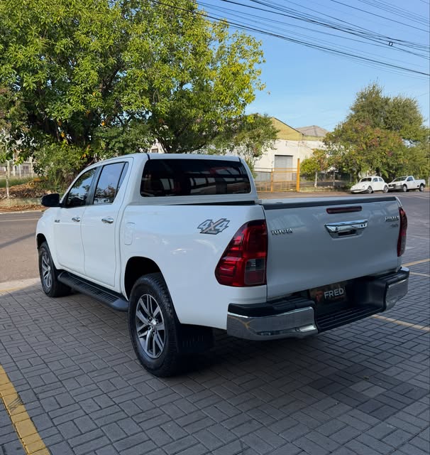 TOYOTA HILUX CD SRX - Imagem 6