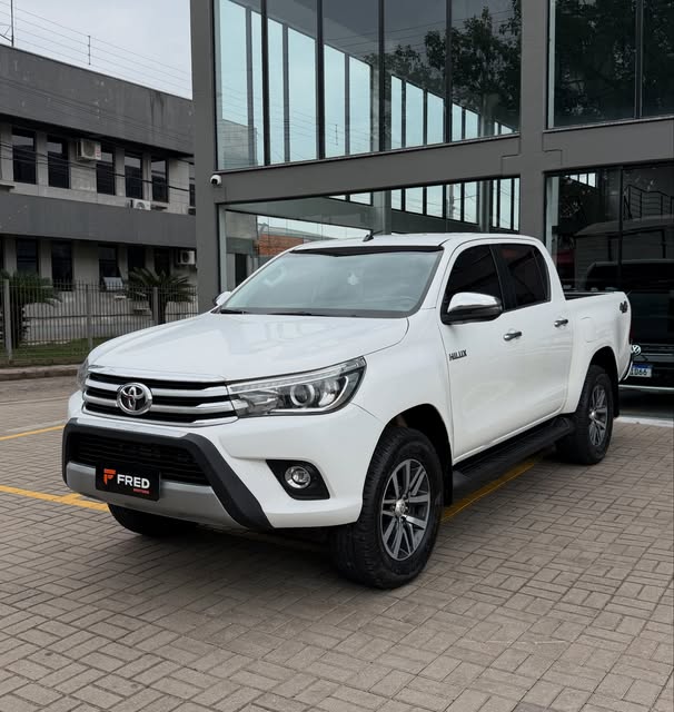 TOYOTA HILUX CD SRX - Imagem 8