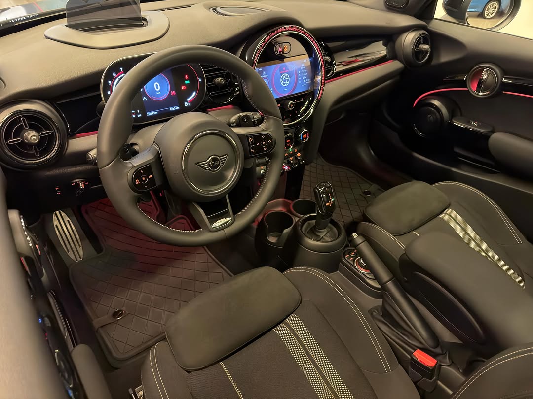 MINI COOPER JOHN COOPER WORKS - Imagem 8