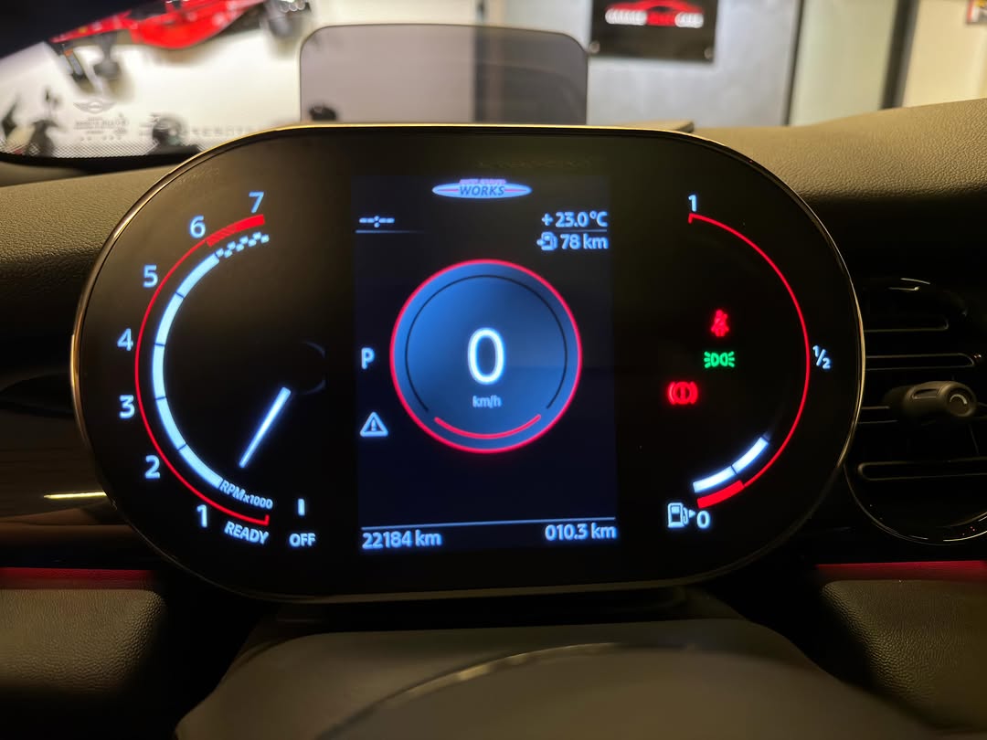 MINI COOPER JOHN COOPER WORKS - Imagem 9