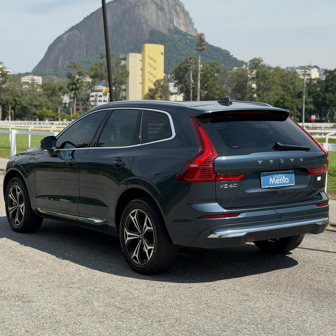 VOLVO XC60 T8 INSCRIPTION EXPRESSION HYBRID - Imagem 4