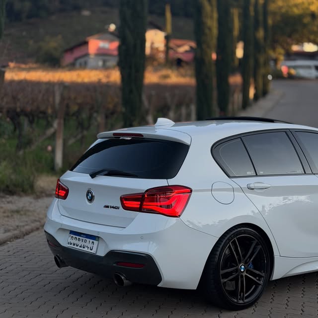 BMW M140I - Imagem 11