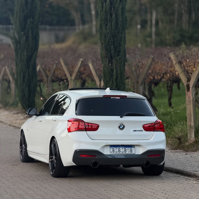BMW M140I - Imagem 15