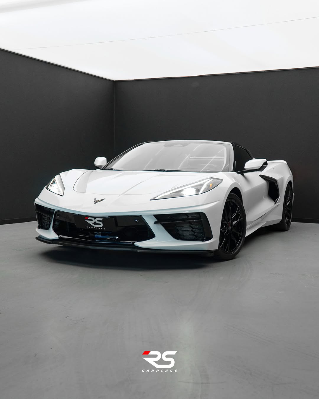 CHEVROLET CORVETTE STINGRAY - Imagem 1