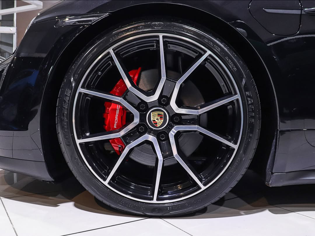 PORSCHE TAYCAN 4S BLINDADO - Imagem 4