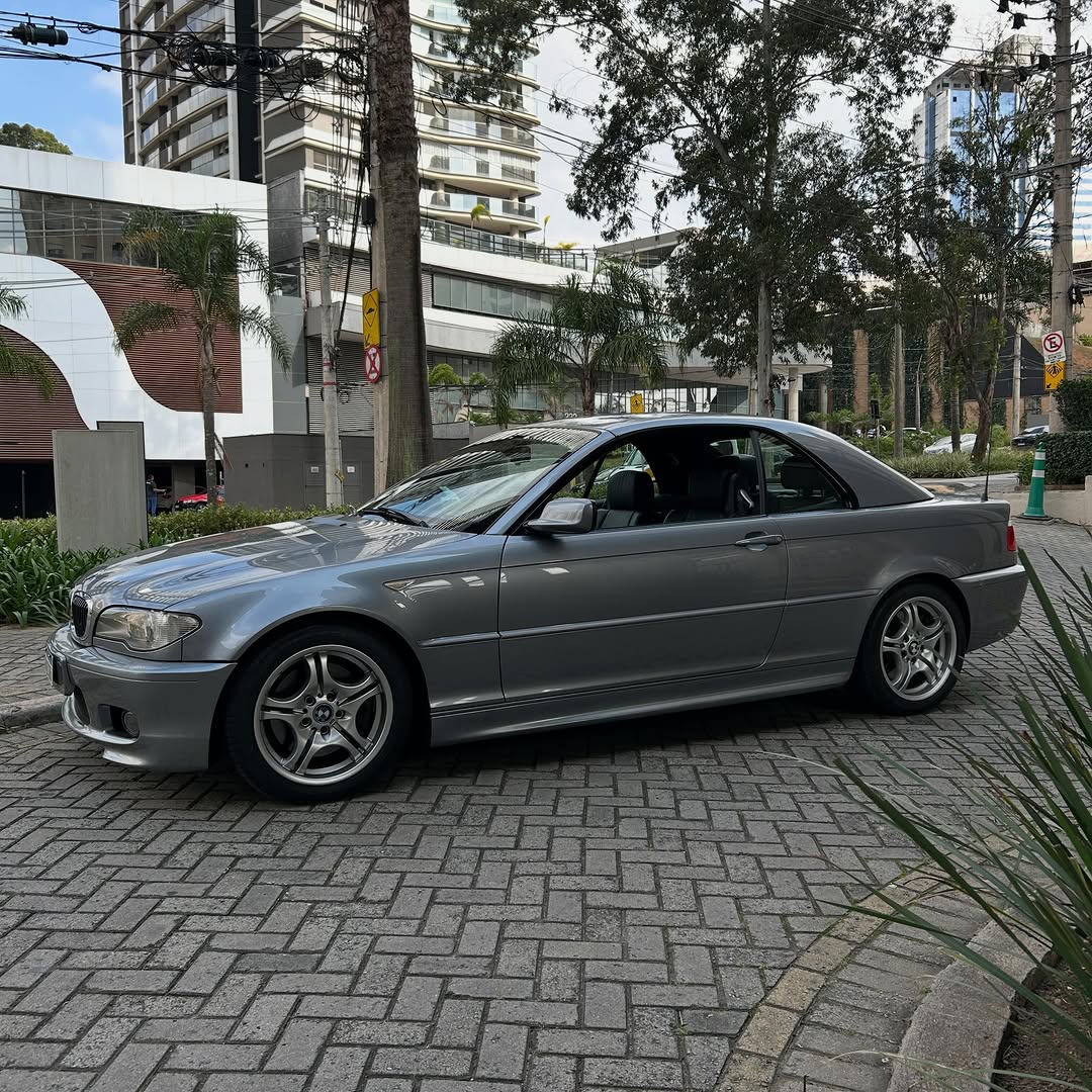 BMW 330I - Imagem 6