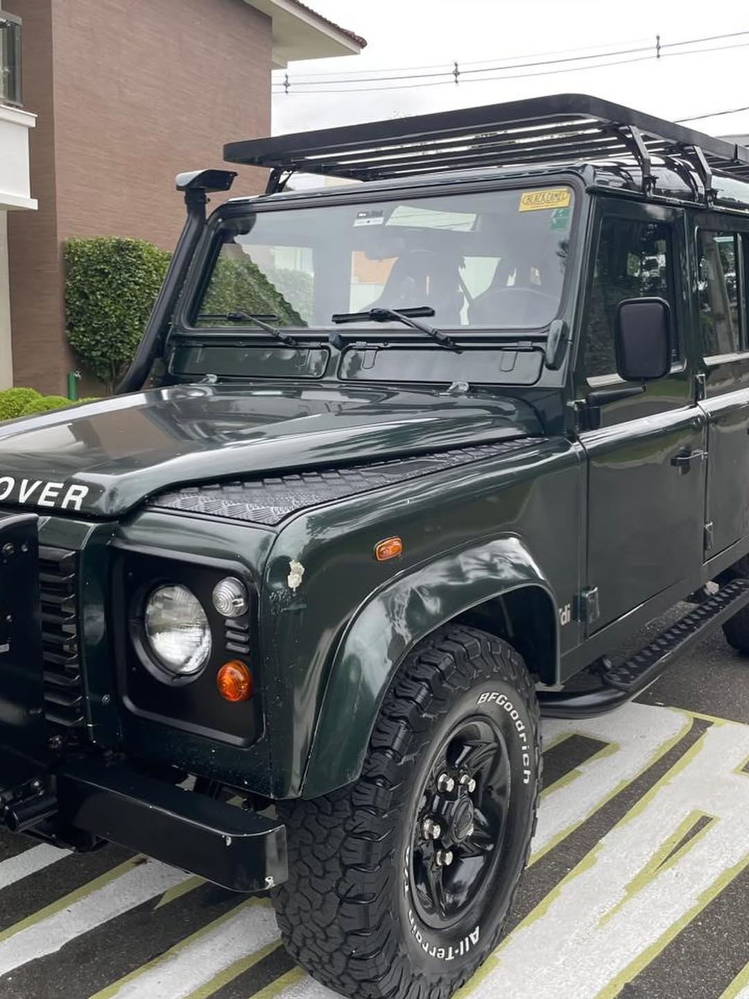 LAND ROVER DEFENDER 110 CSW - Imagem 4