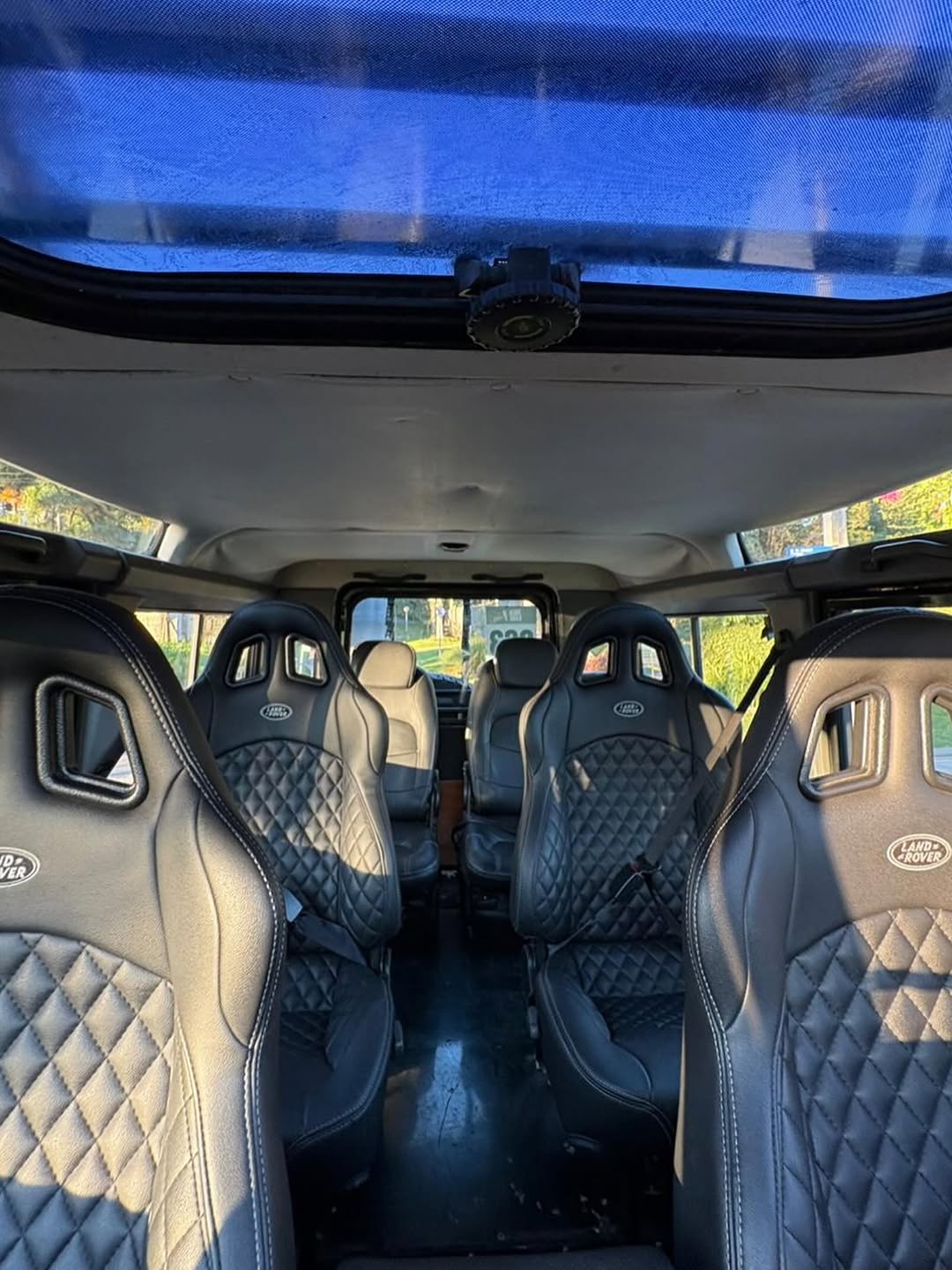 LAND ROVER DEFENDER 110 CSW - Imagem 10
